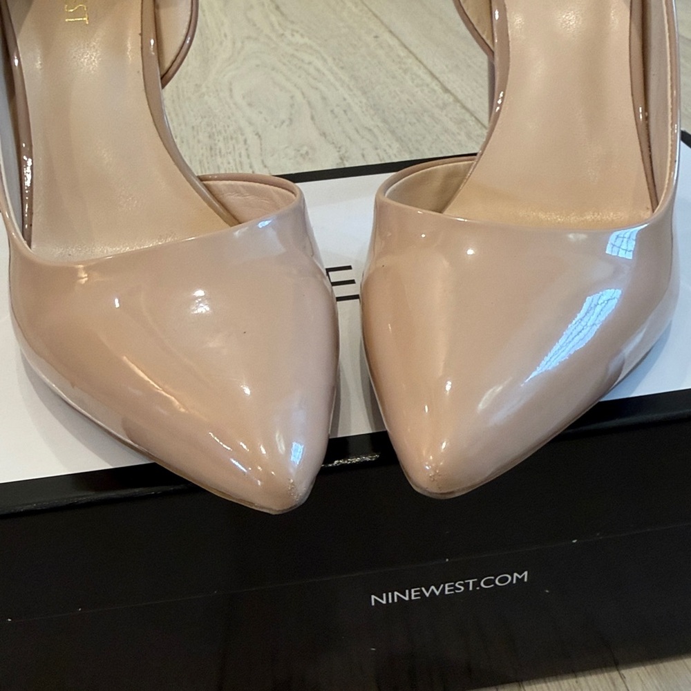 Nine West Anisa 9X Block Heel Pump in Size 8 Color Natural - Picture 14 of 14